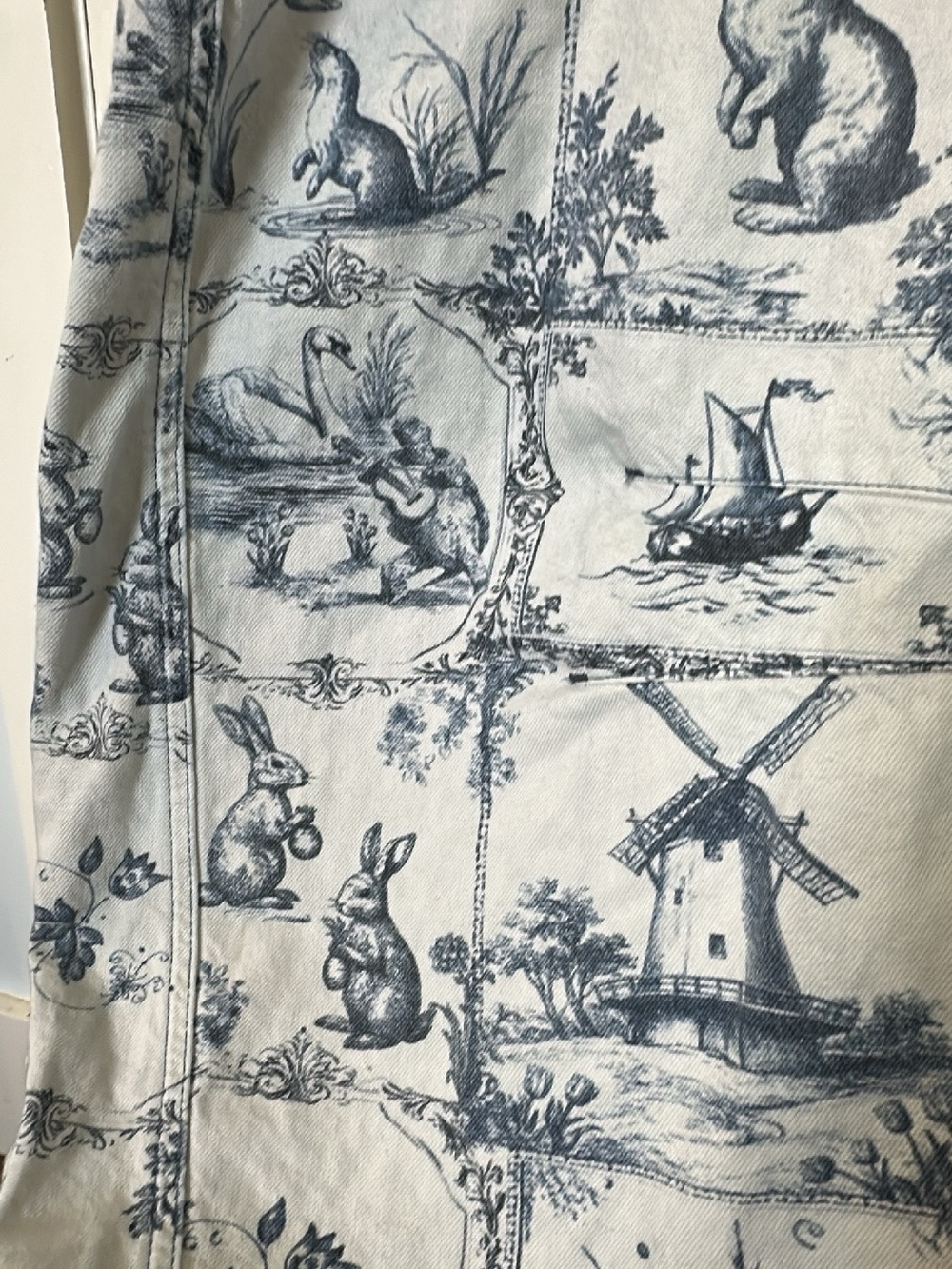 NWOT WE THE FREE PRINTED GOOD LUCK BARREL OVERALLS SIZE LARGE $225 - Picture 5 of 13